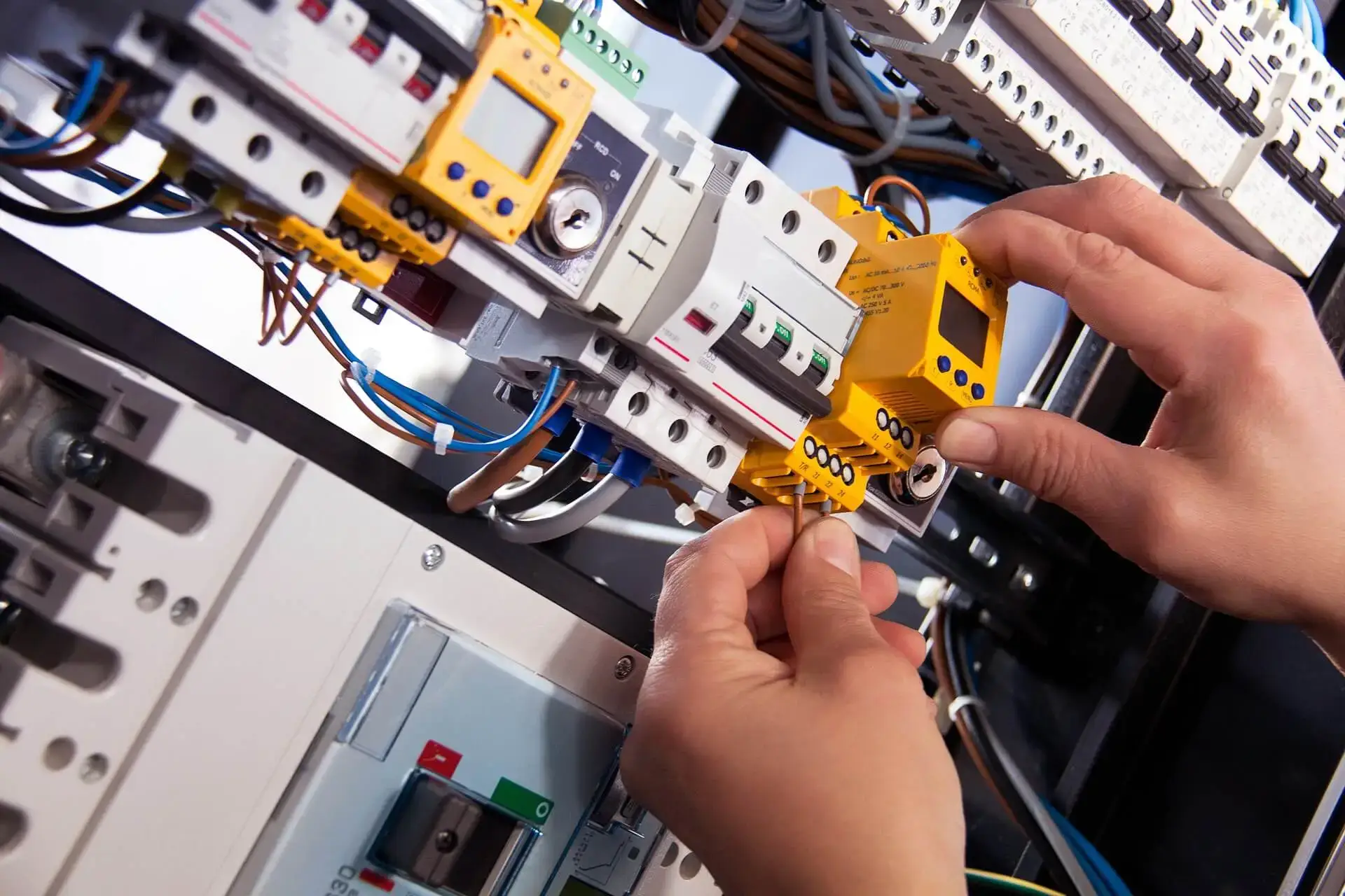 Certified electricians in Wandsworth